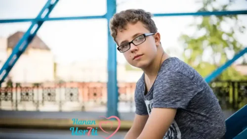 كيفية التعامل مع المراهق وإلزامه بقواعد البيت 