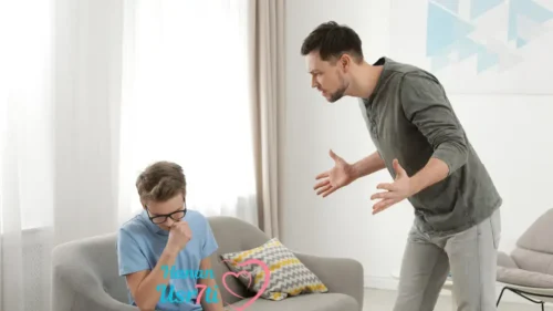 كيفية التعامل مع المراهق وإلزامه بقواعد البيت 