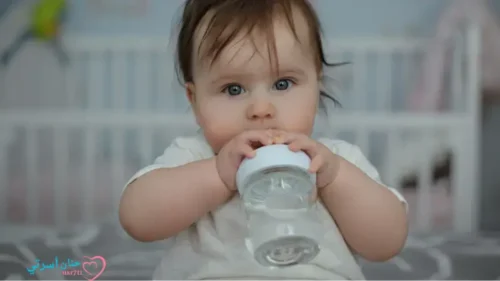 شرب الماء للرضيع