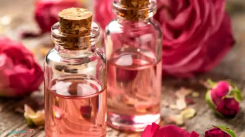 أضرار زيت الورد مخاطر خفية  بشرتك