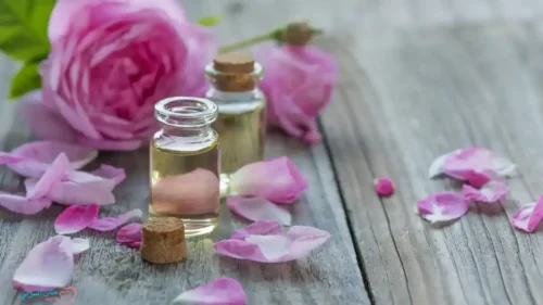 زيت الورد للتفتيح والتبييض  البشرة