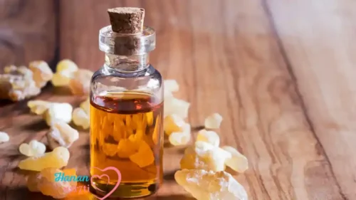 "طريقة تخفيف زيت لبان الذكر الآمنة للوجه" 