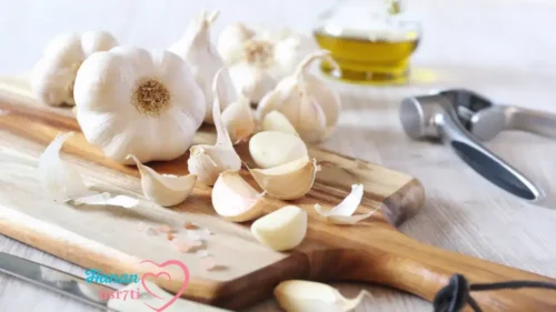 فوائد زيت الثوم للبشرة 